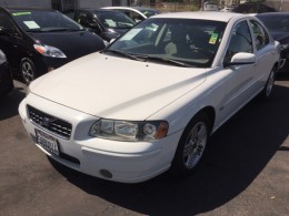 BUY VOLVO S60 2005 2.5T, Demo Auto Sales