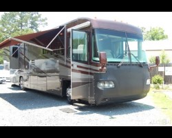 2004 Damon Motor Coach Escaper 4076 400 Hp Diesel